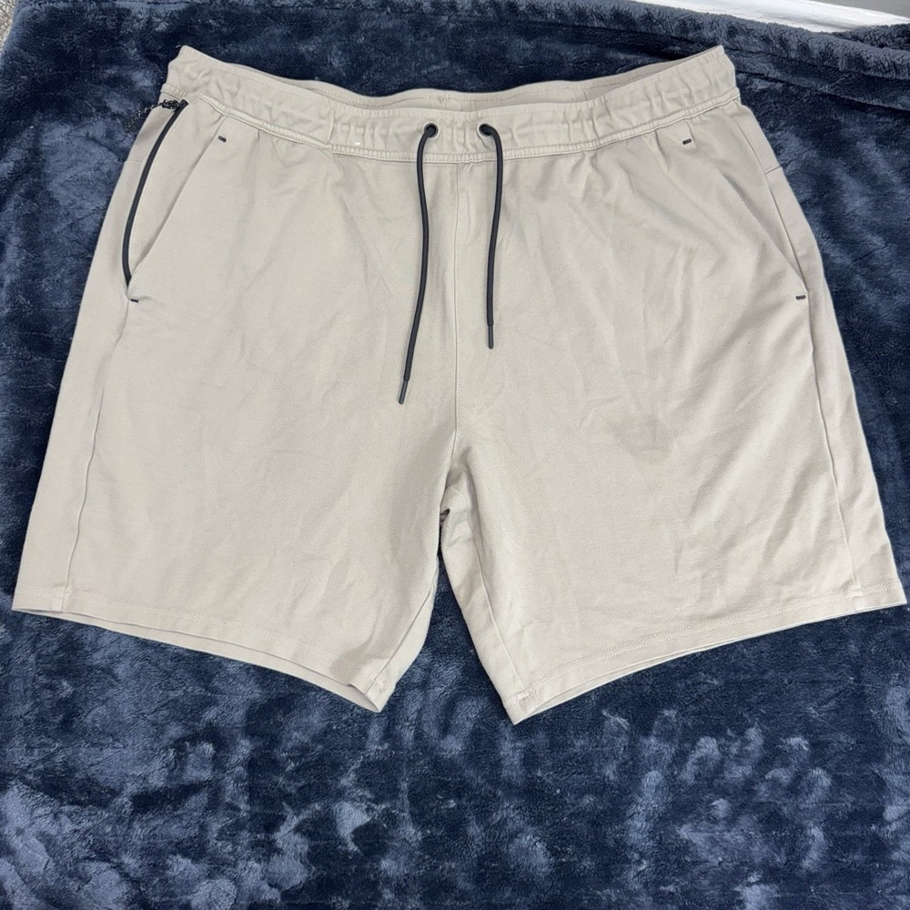 Member's Mark Luxe Short Men's XXL Beige Drawstring Athletic Shorts